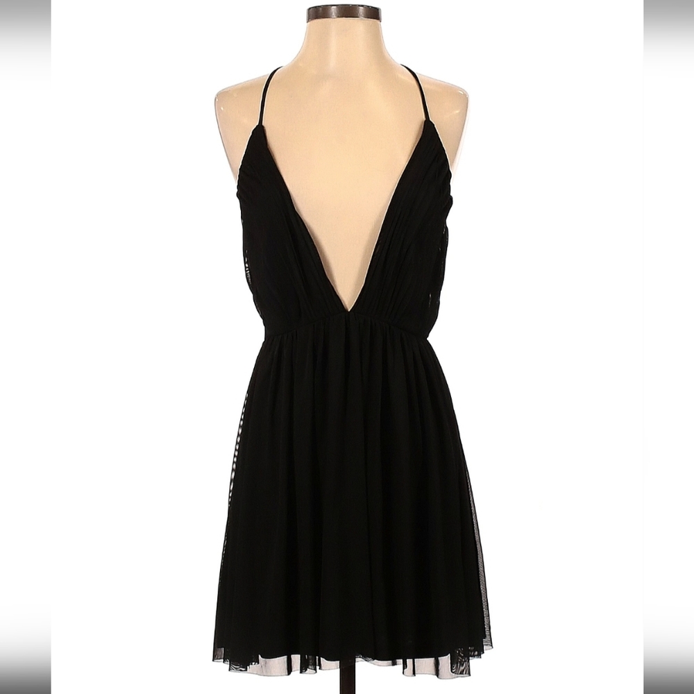 Superdown deep v skater dress